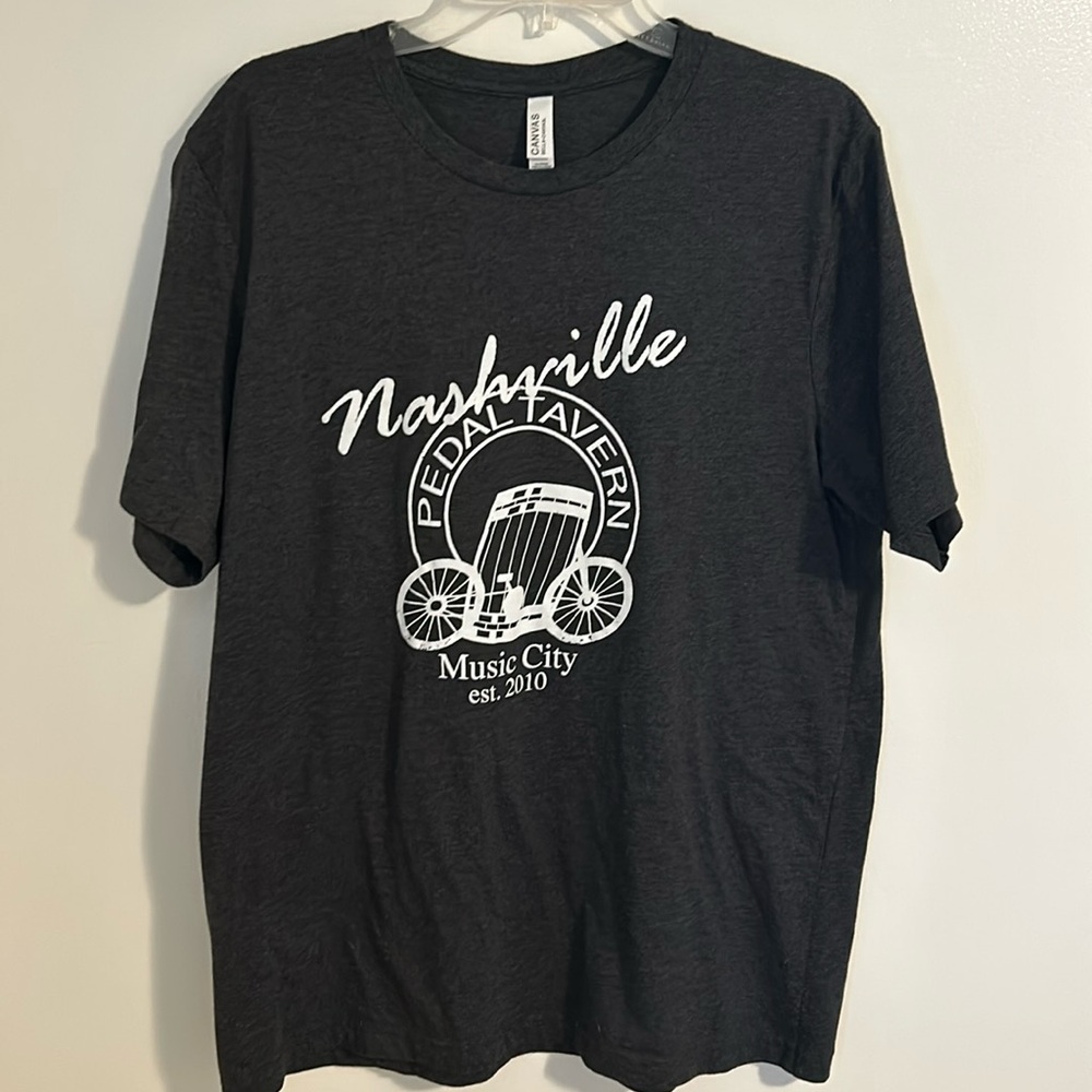 Nashville Pedal Tavern shirt. Bar on Wheels Tour Size Men’s XL